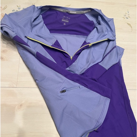 nike long sleeve - Picture 1 of 4